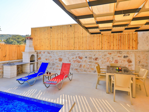  gece  -  Kasım
  | Seydikemer Karadere’de Hamamlı, Saunalı Lüks Villa